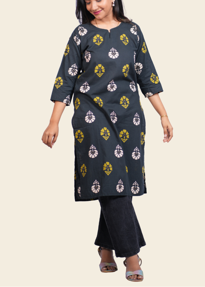 ISHNA Ajrakh Bloom Kurti