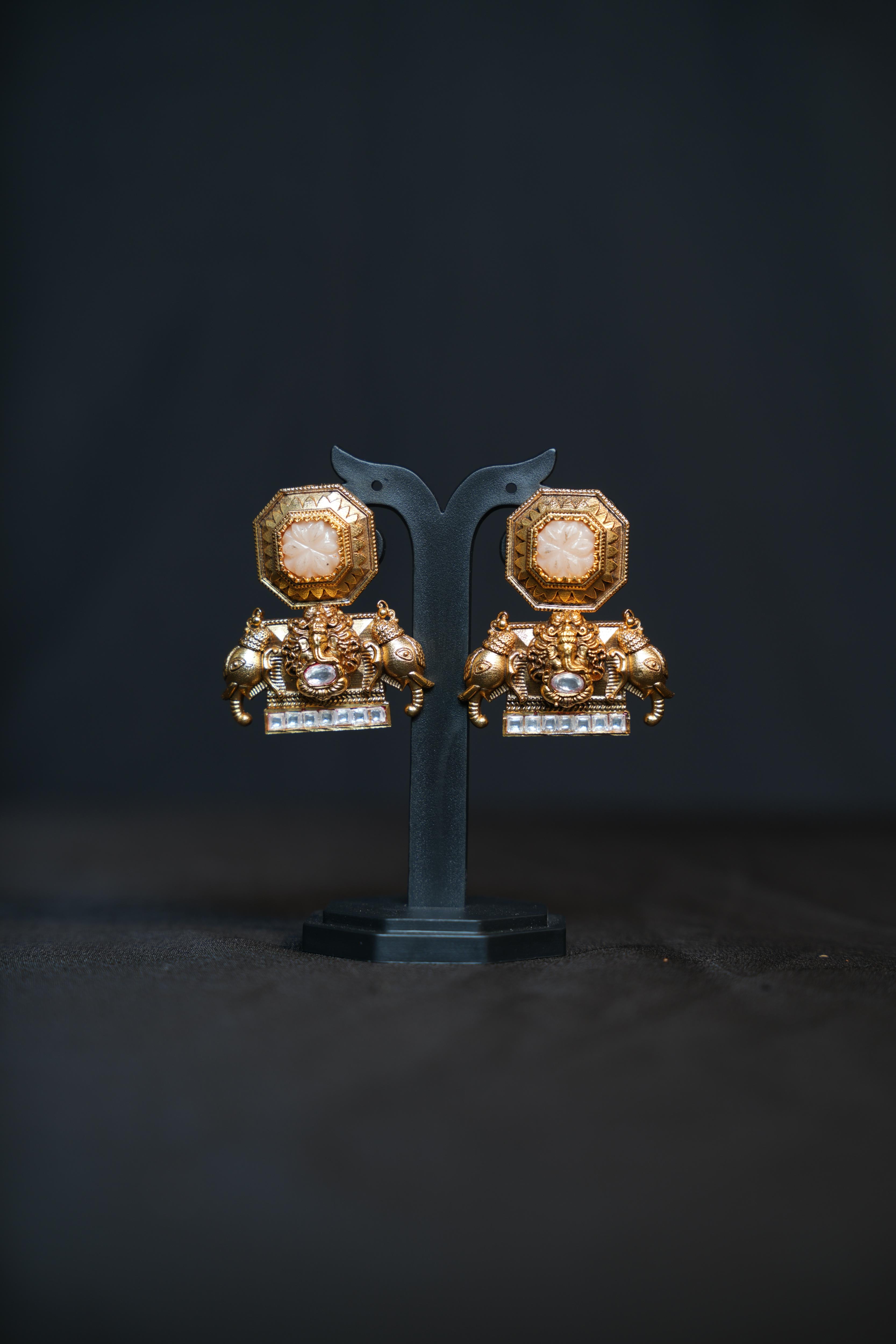 Gajraaj kundan Earrings