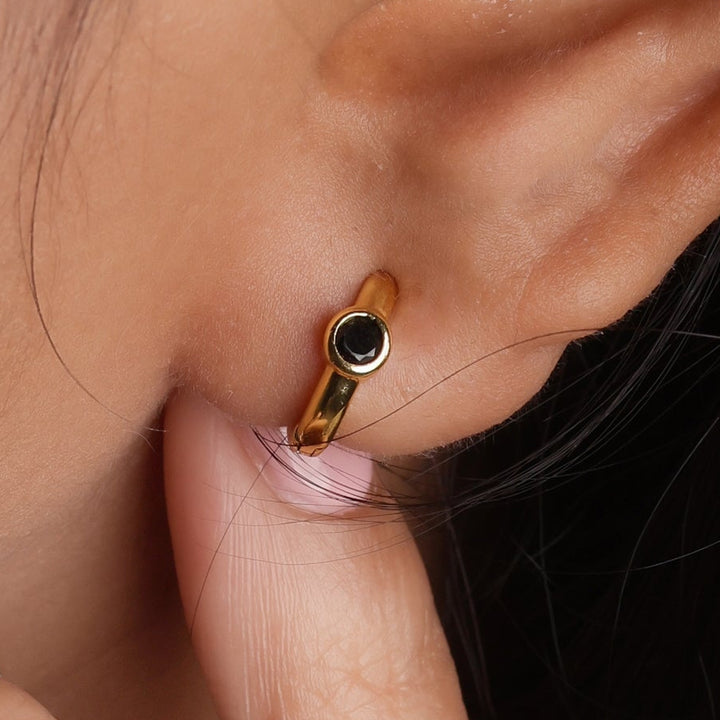 Onyx Solitaire Hoop