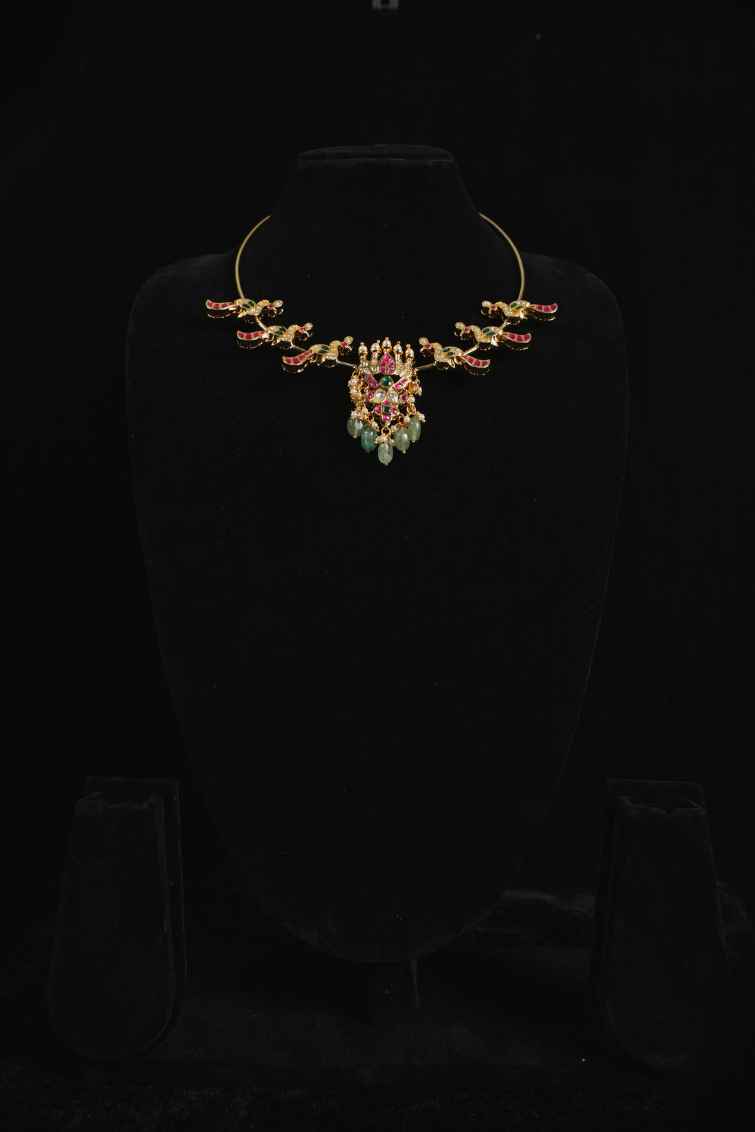 Mayuri Varna Latha Kante Necklace