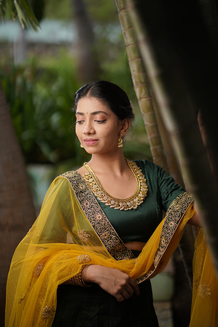 White Mango Jalebi Haaram Set
