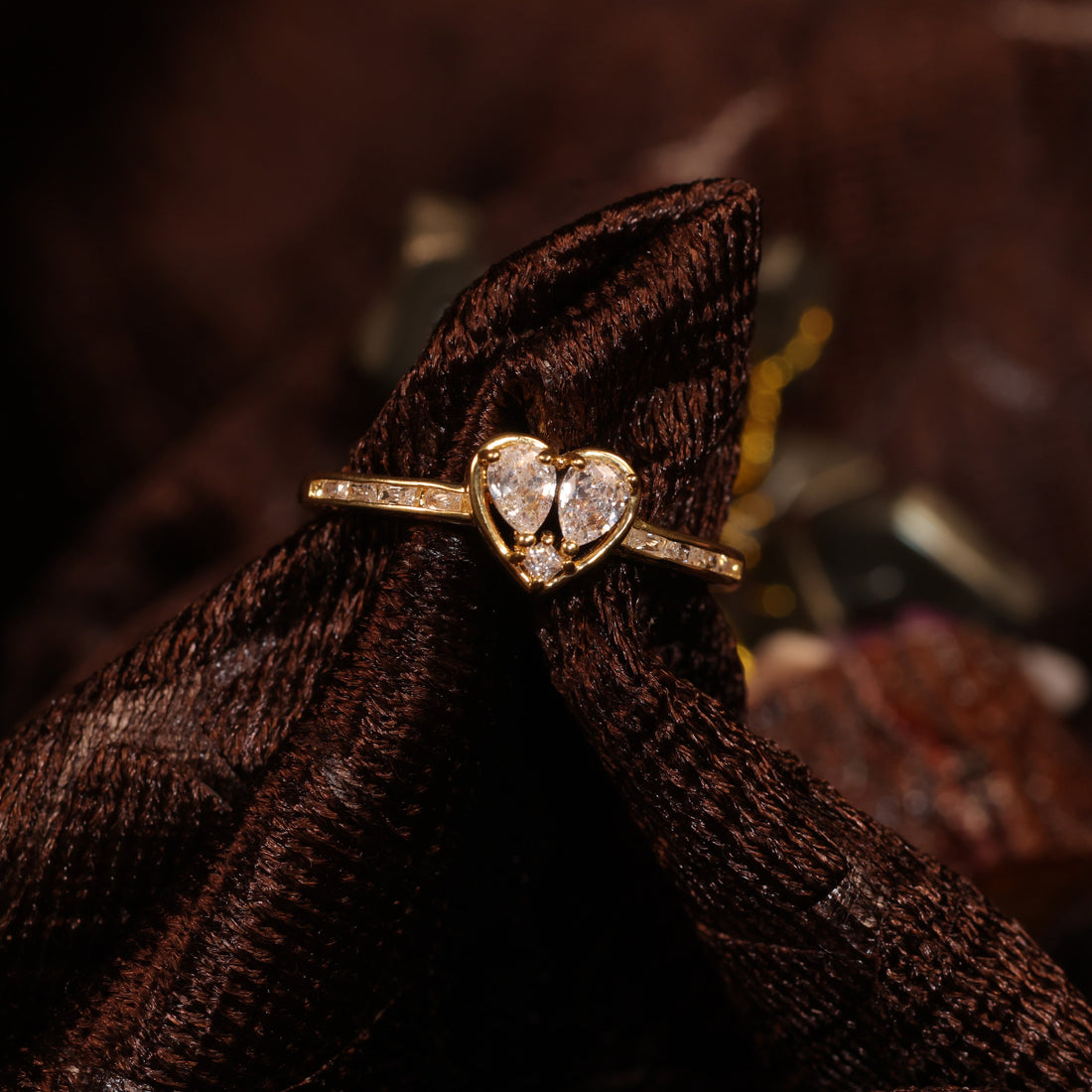Ishna Elysian Love Ring