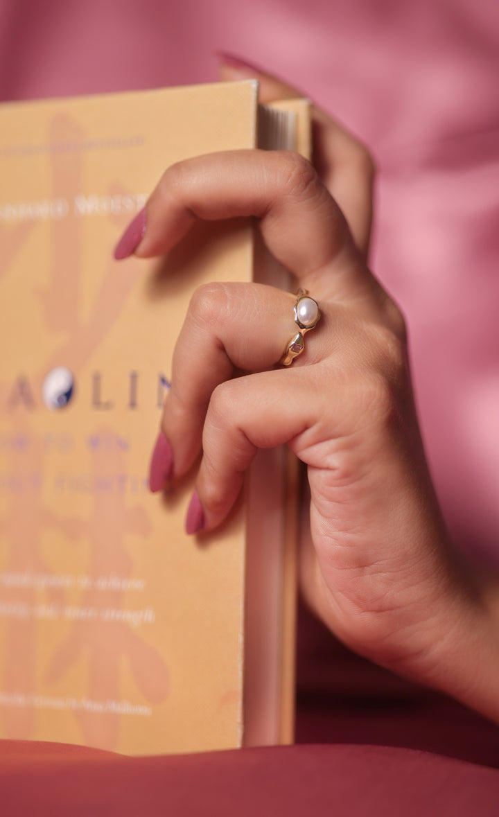 Ishna Little Moon Ring