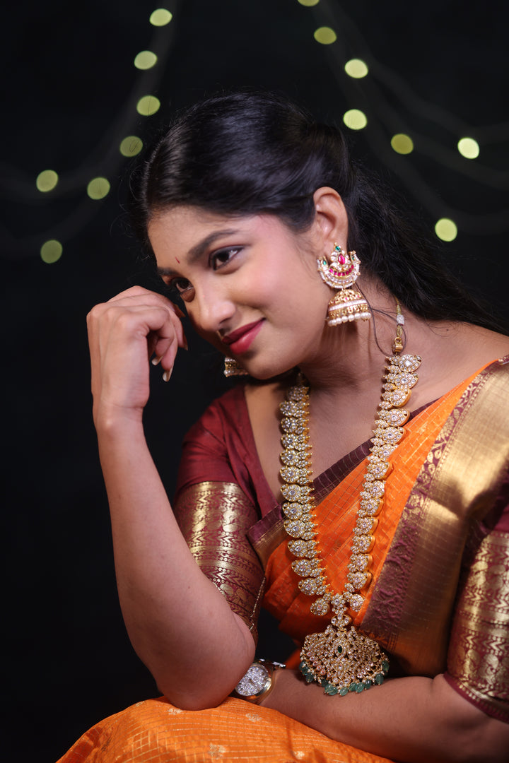 Dhwimukhi Maharani Haaram