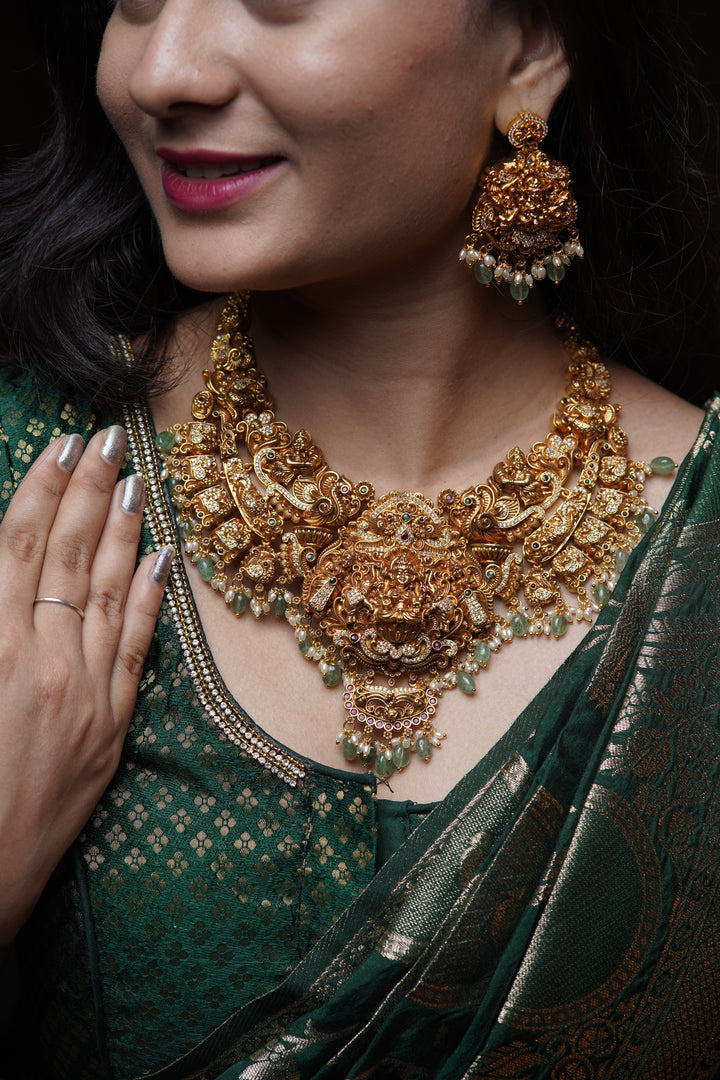 Swarna Bimba Necklace Set