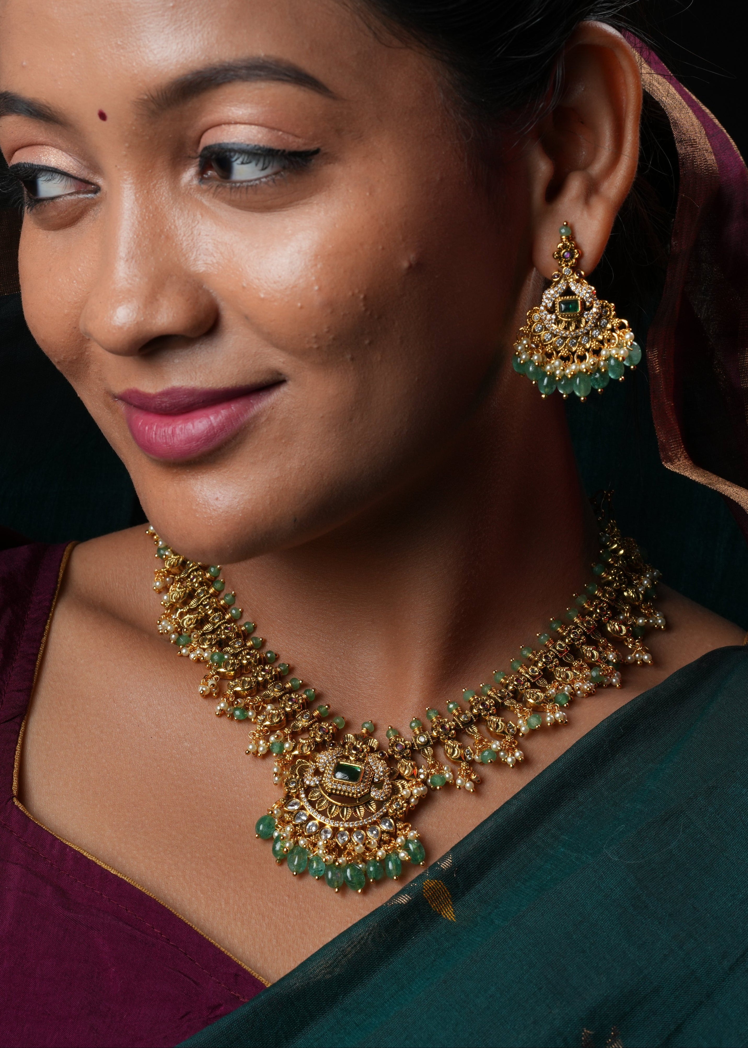 Emerald Antique Stone Necklace Set