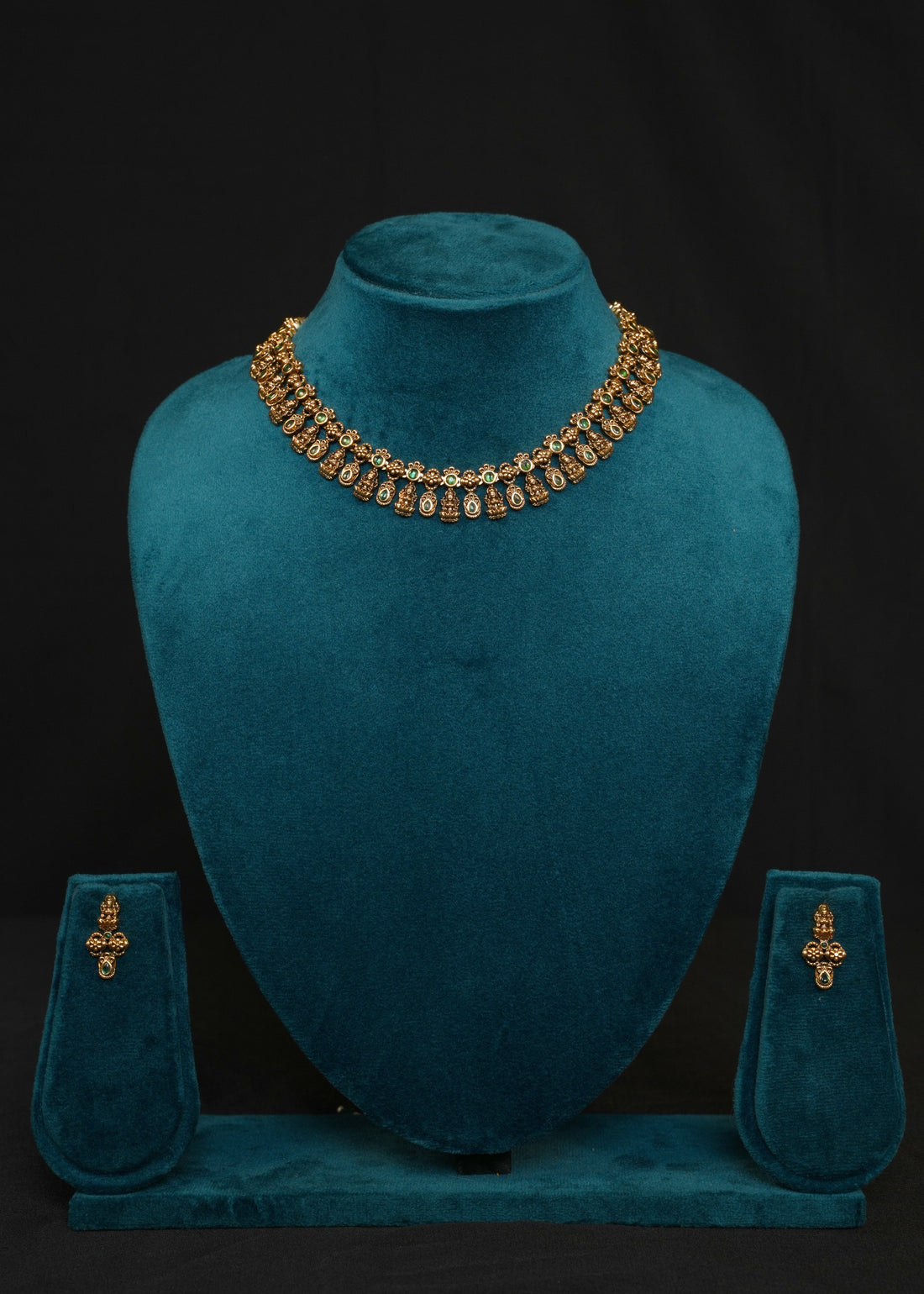 Emerald Antique Gold Lakshmi Choker  Set